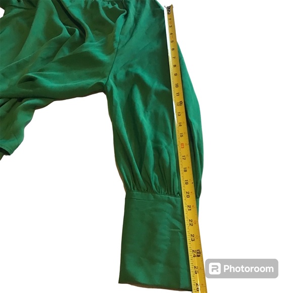 NWT XXL Who What Wear Long Sleeve Green Balloon Sleeve Top Blouse Keyhole Back - Picture 6 of 10